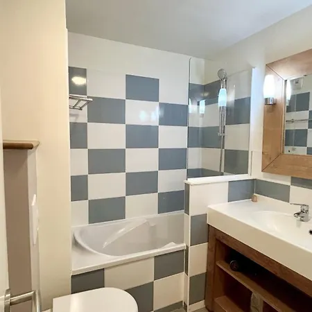 Aparthotel Argousiers 107 *